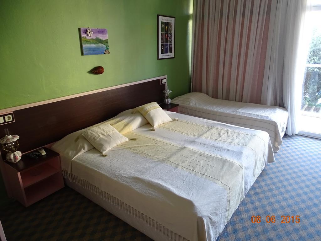 Hotel Villa Berk Fethiye Habitación foto